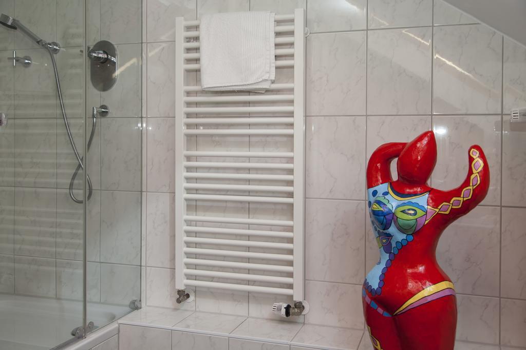 Hotel Zum Alten Brunnen رين المظهر الخارجي الصورة